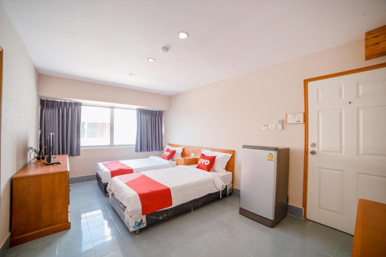 OYO 602 L'hotel Bangkok Bagian luar foto