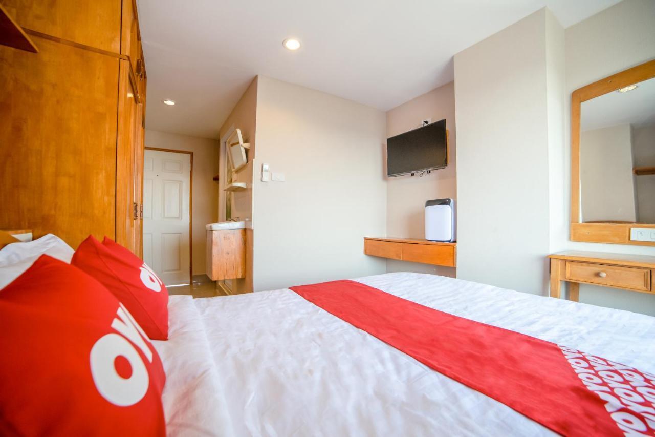 OYO 602 L'hotel Bangkok Bagian luar foto