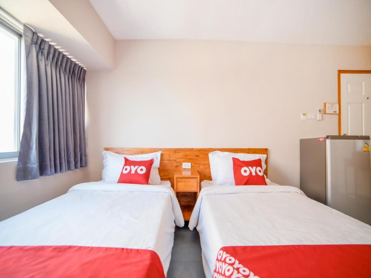 OYO 602 L'hotel Bangkok Bagian luar foto